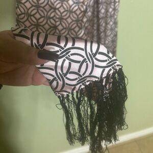 Chic Black and White Geometric Scarf with Fringe